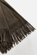 شال FRINGED زارا